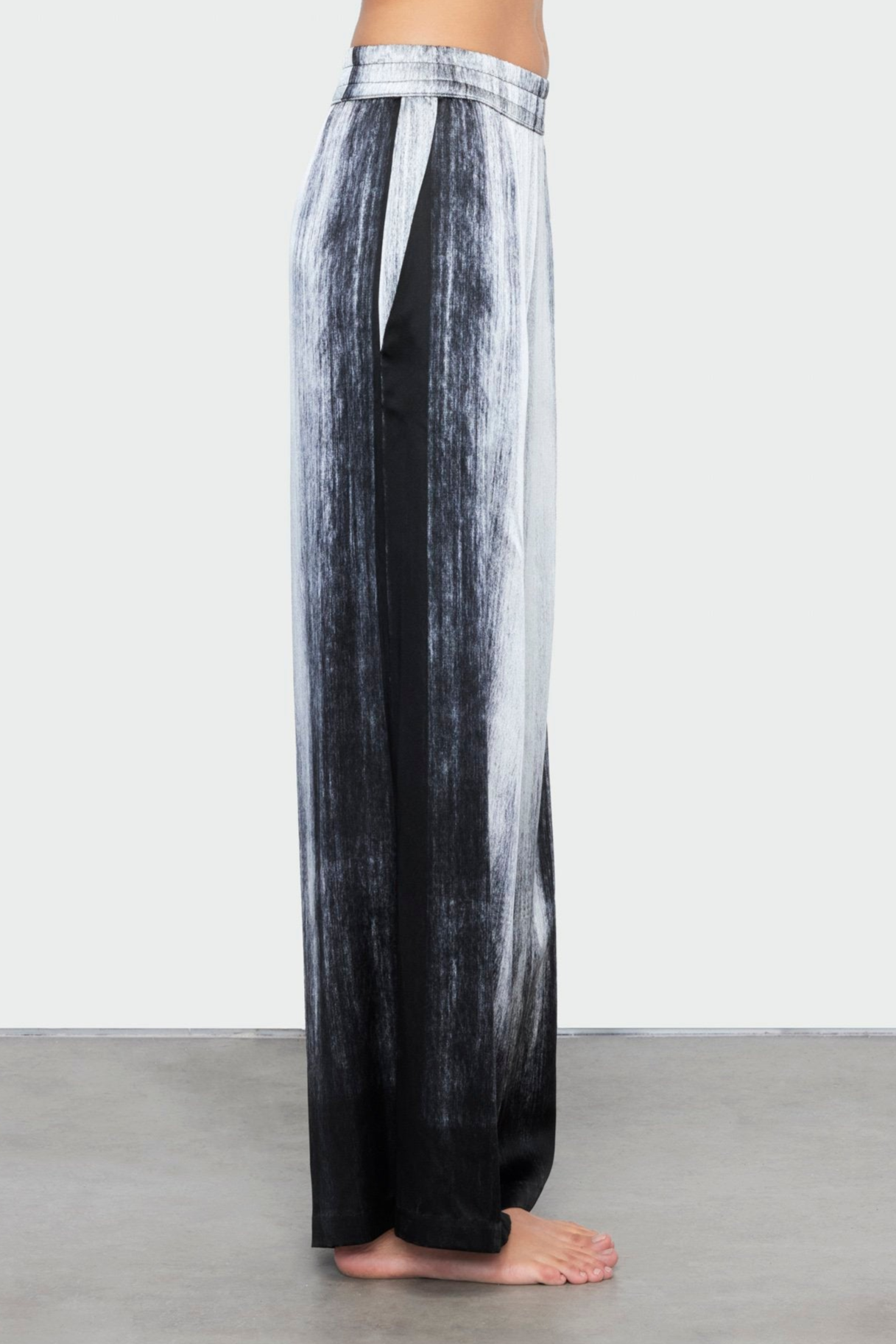 TX3 SH11 | Silk-Satin Wide Leg Pant