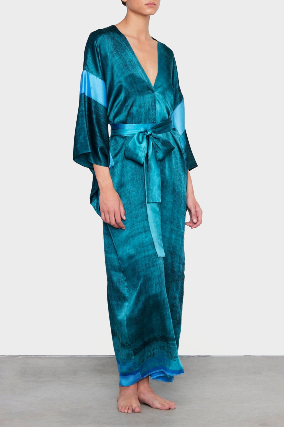 TX4 SH2 | Silk-Satin Kimono Dress