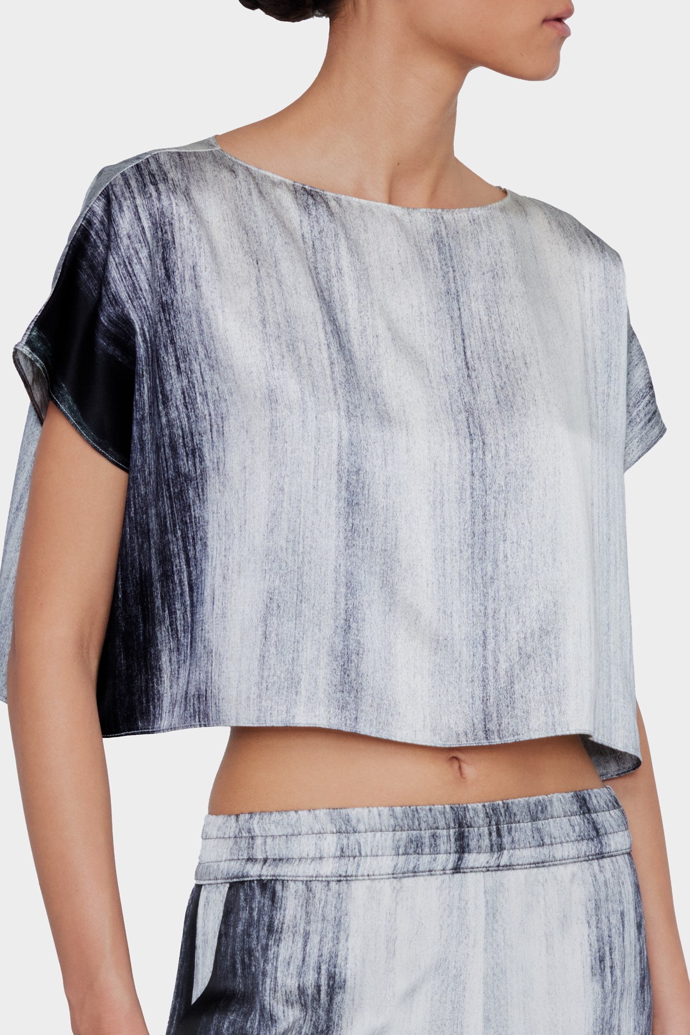 TX3 SH10 | Silk-Satin Boxy Crop Tee