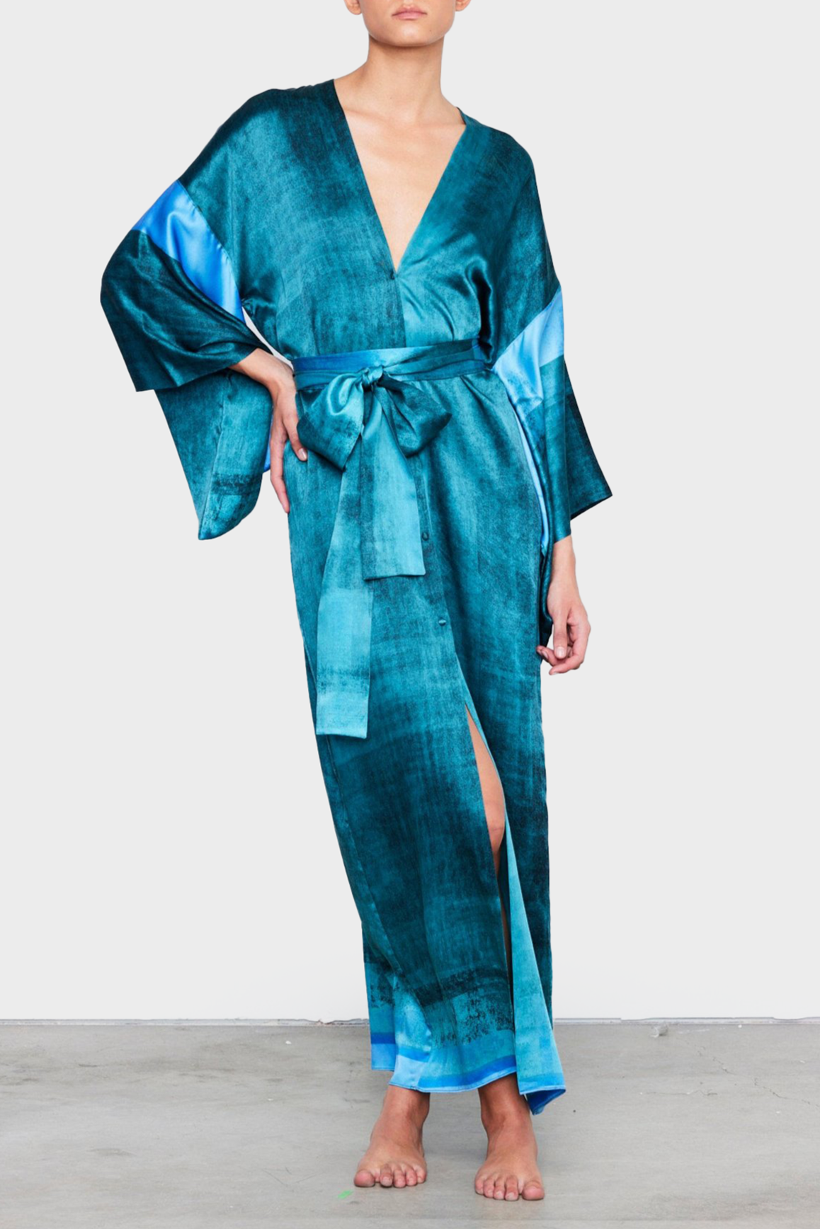 TX4 SH2 | Silk-Satin Kimono Dress